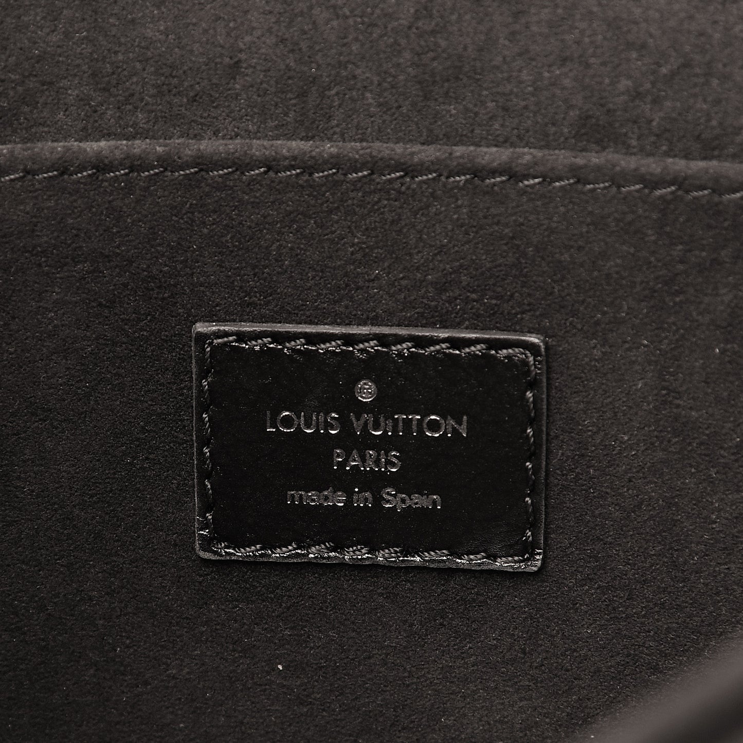 Reverse Monogram Giant Dauphine MM