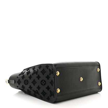 Louis Vuitton Calfskin Monogram Tufting On My Side Black 4 of 10