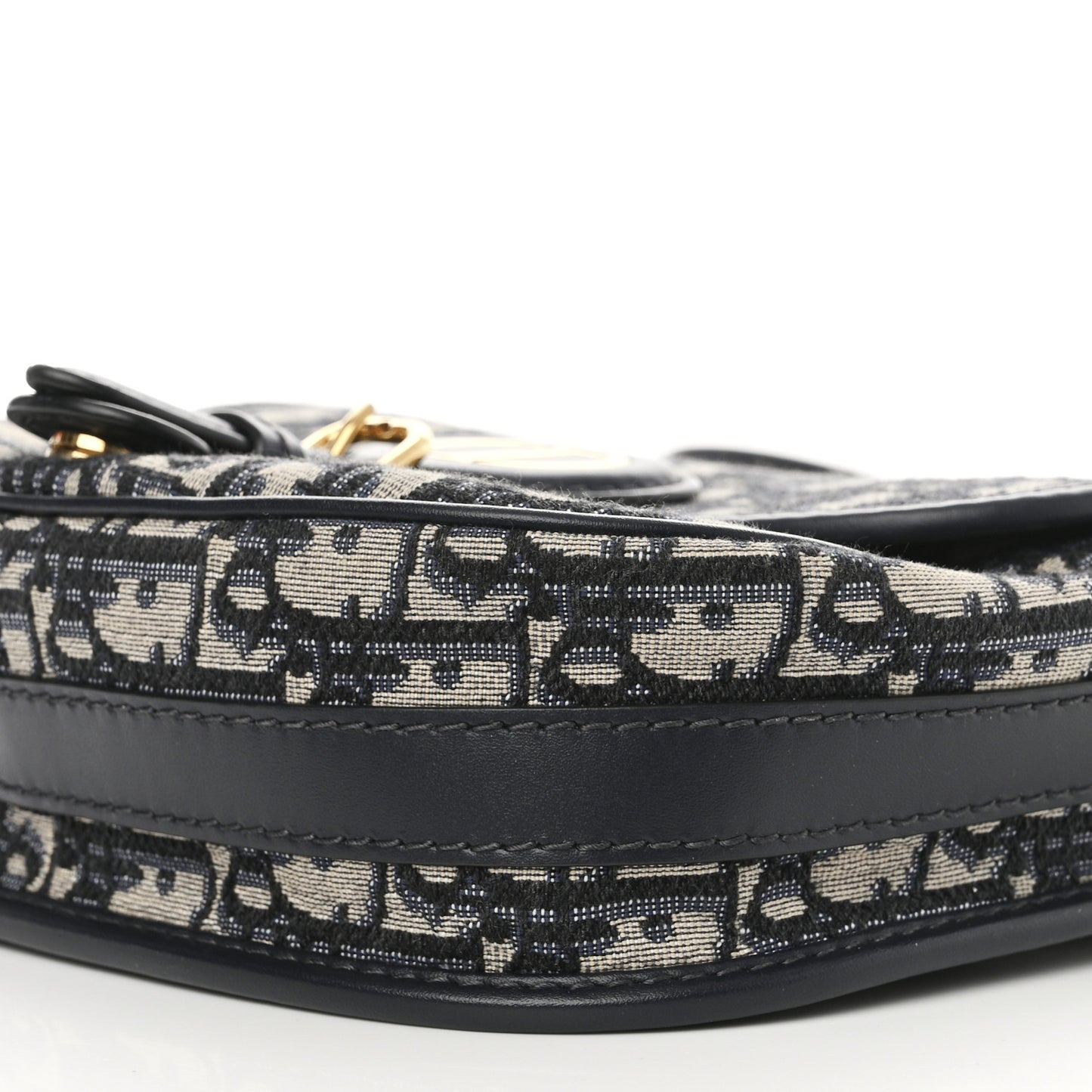 Oblique Medium Bobby Flap Blue