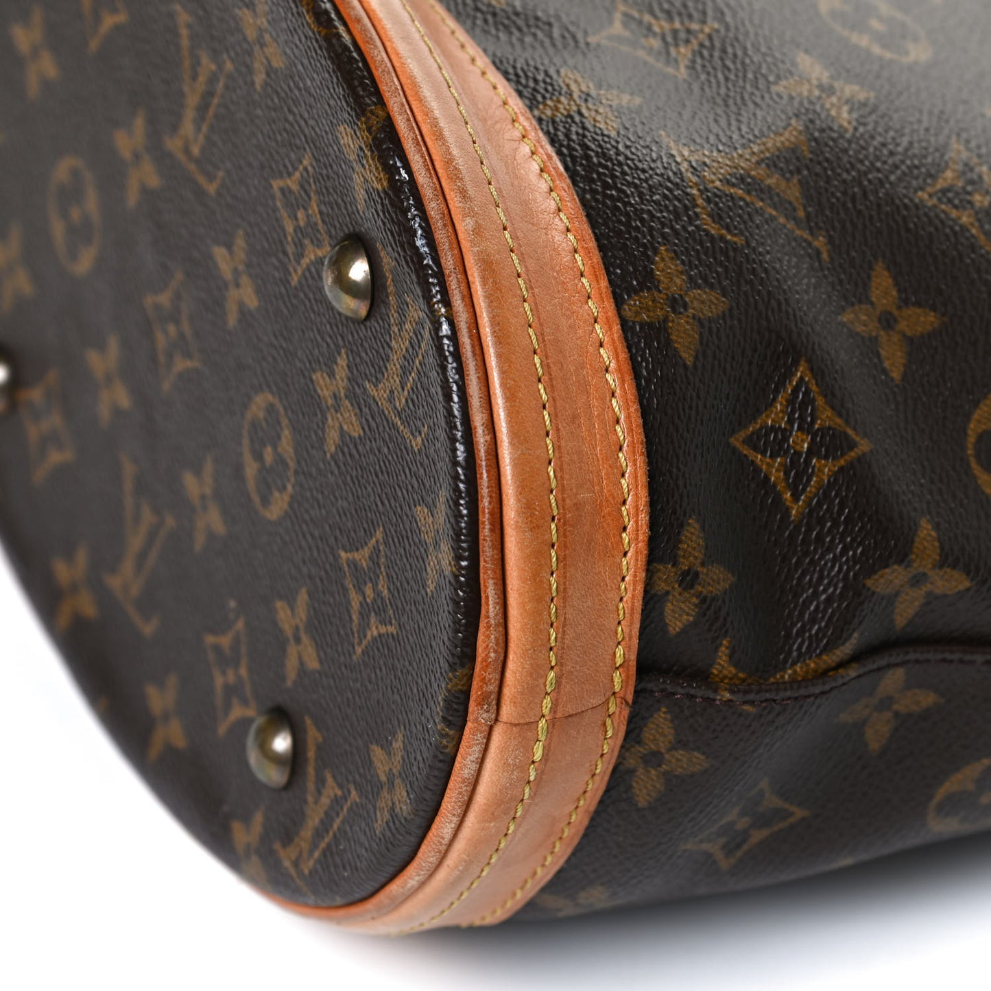 Monogram Petit Bucket 23