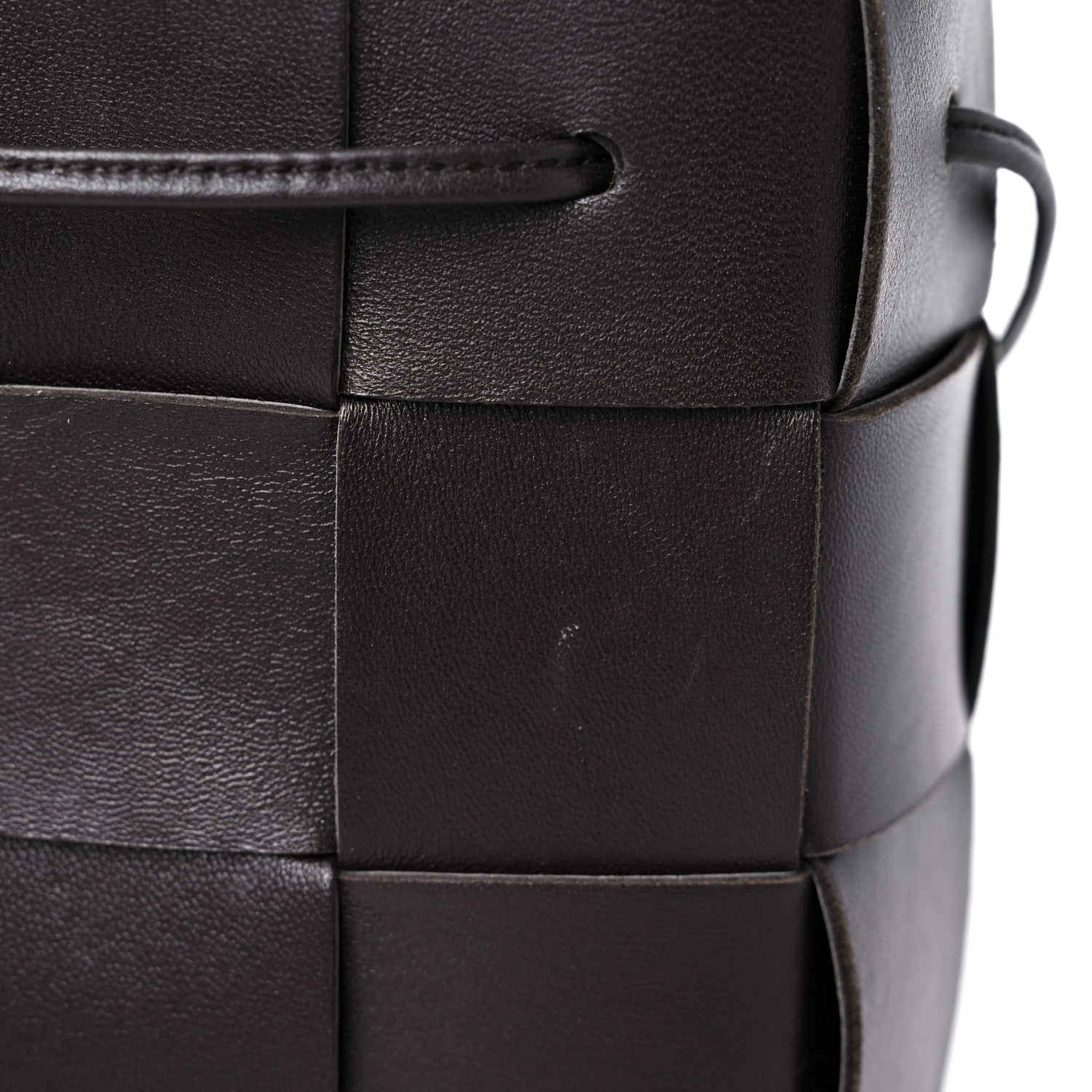 Bottega Veneta Nappa Maxi Intrecciato Cassette Bucket Bag Fondant 14 of 14