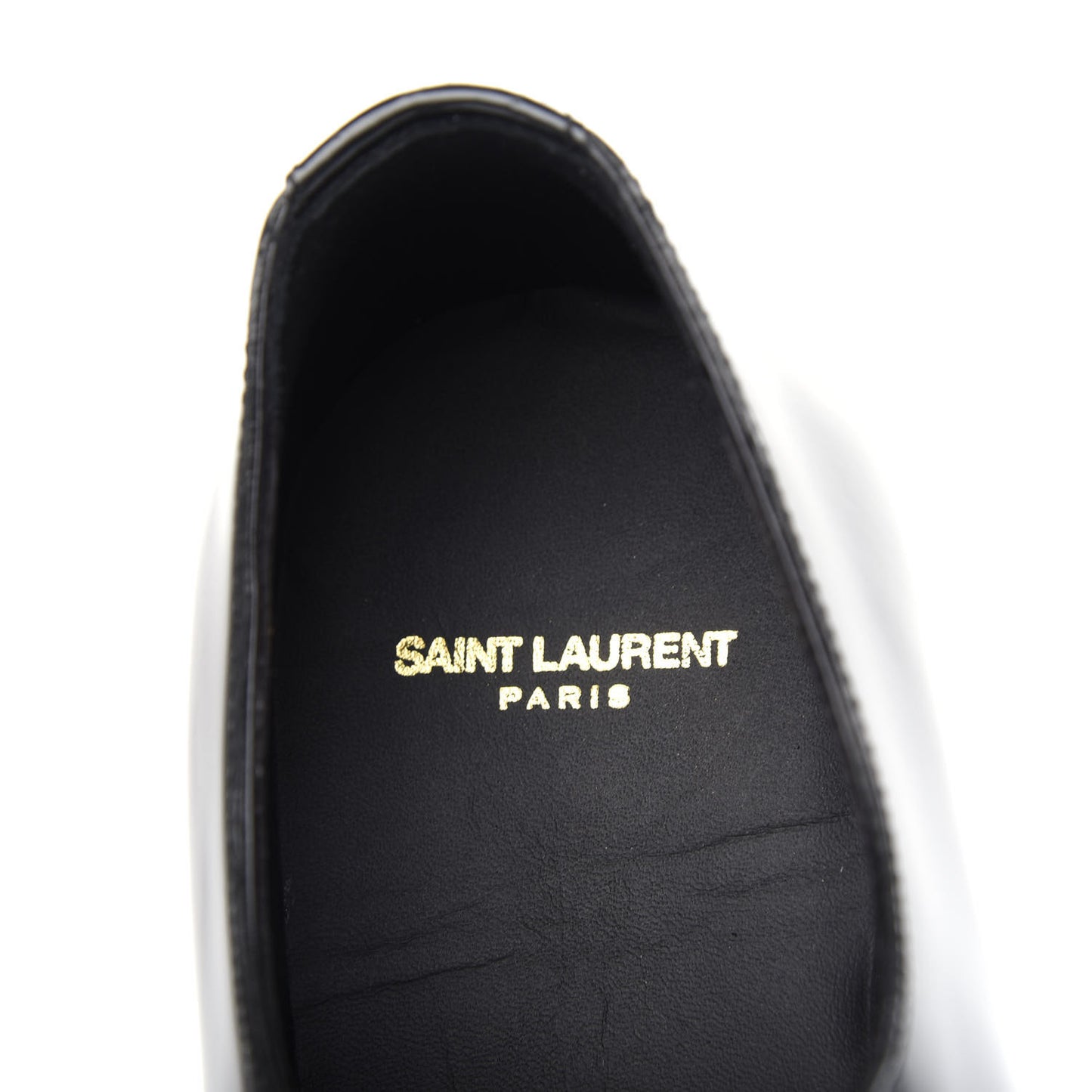 Patent Calfskin Montaigne 25 Uniform 39 Black