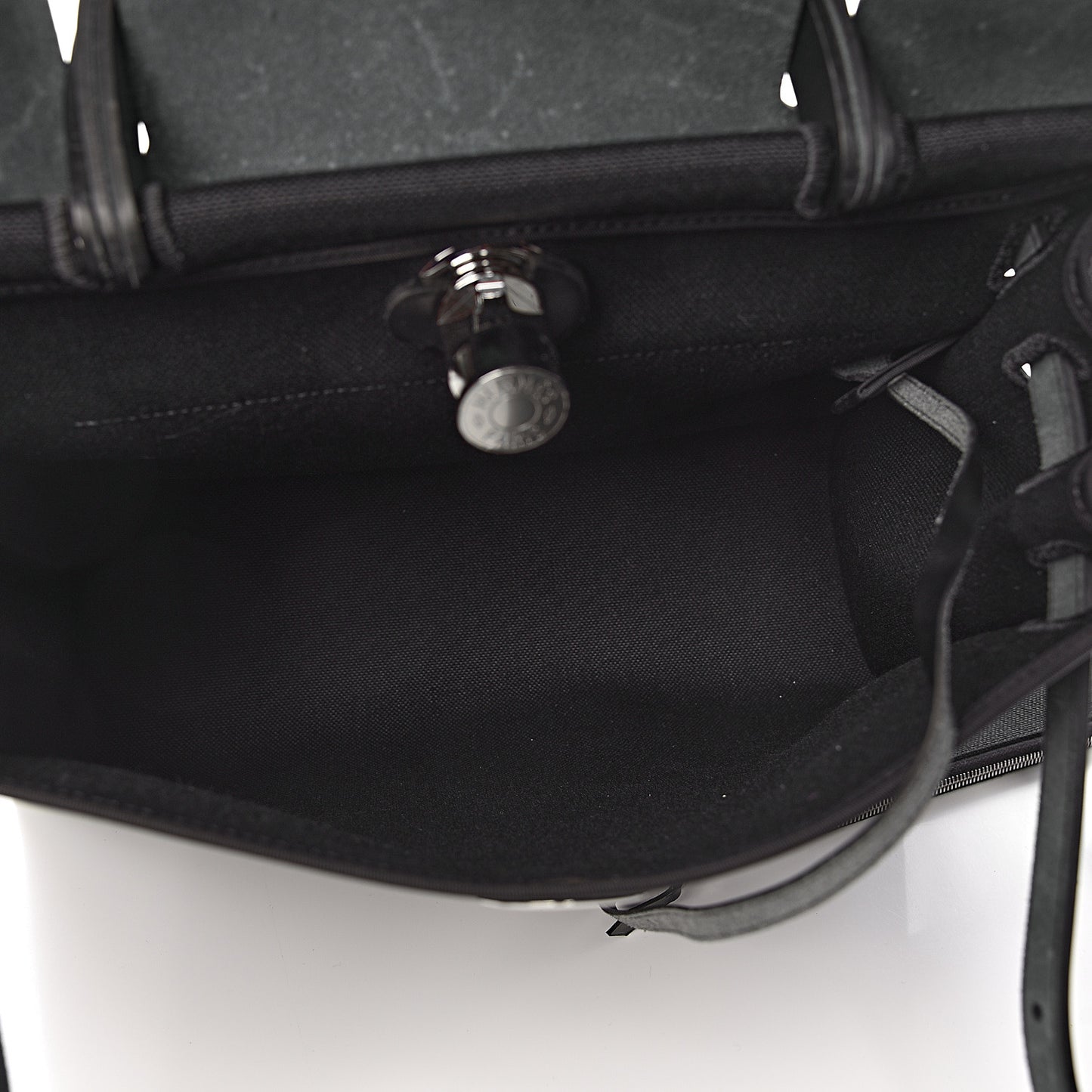 Military Toile Vache Hunter Herbag Zip PM 31 Black