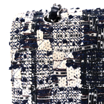 Chanel Tweed Quilted Flap Navy White 17 of 27