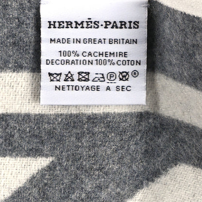 Hermes Cashmere Petite Casaque Coaching Giant Triangle Scarf Ivoire Gris Flanelle 3 of 3