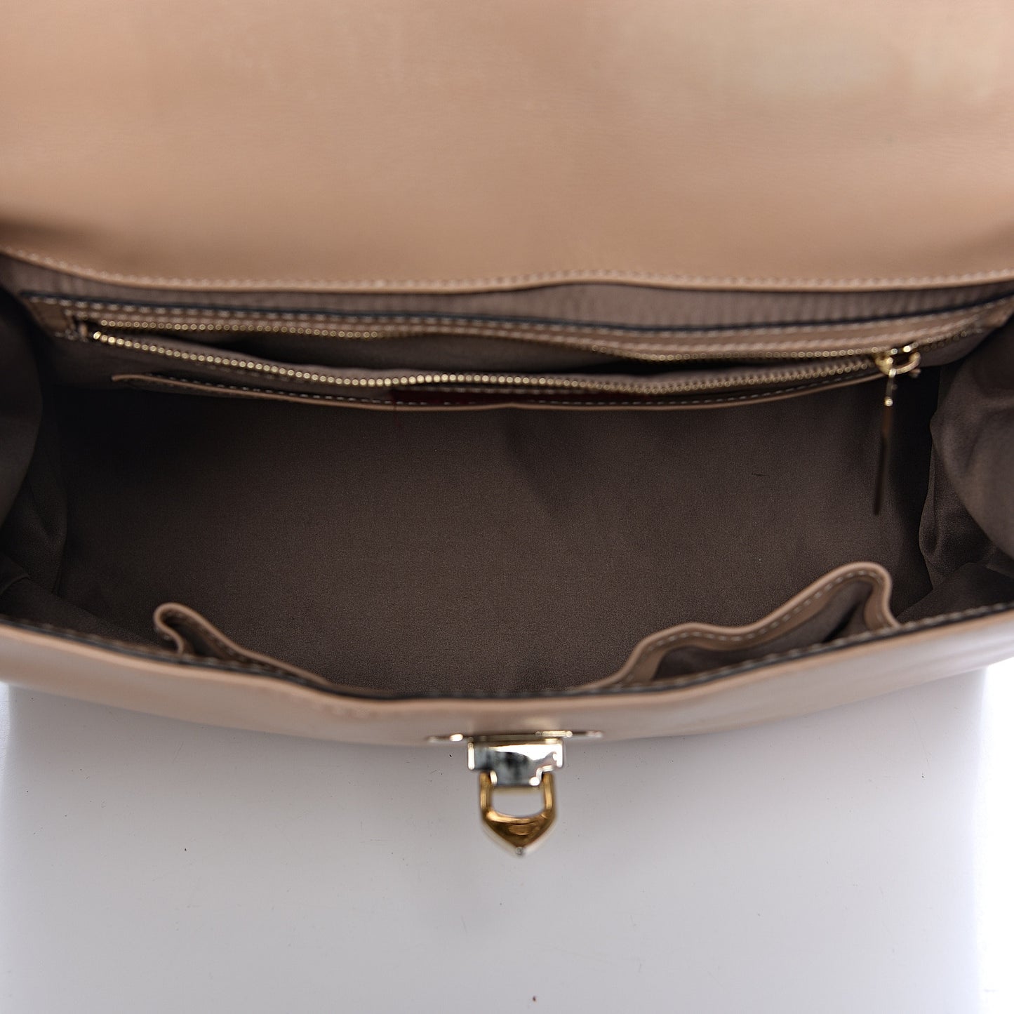 Vitello Large Rockstud Flap Satchel Poudre