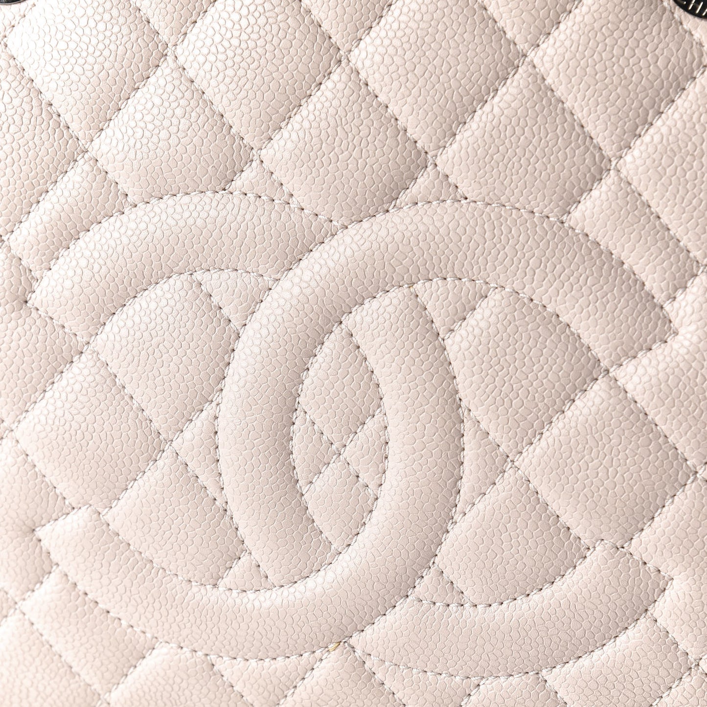 Caviar Quilted Grand Shopping Tote GST Beige Clair
