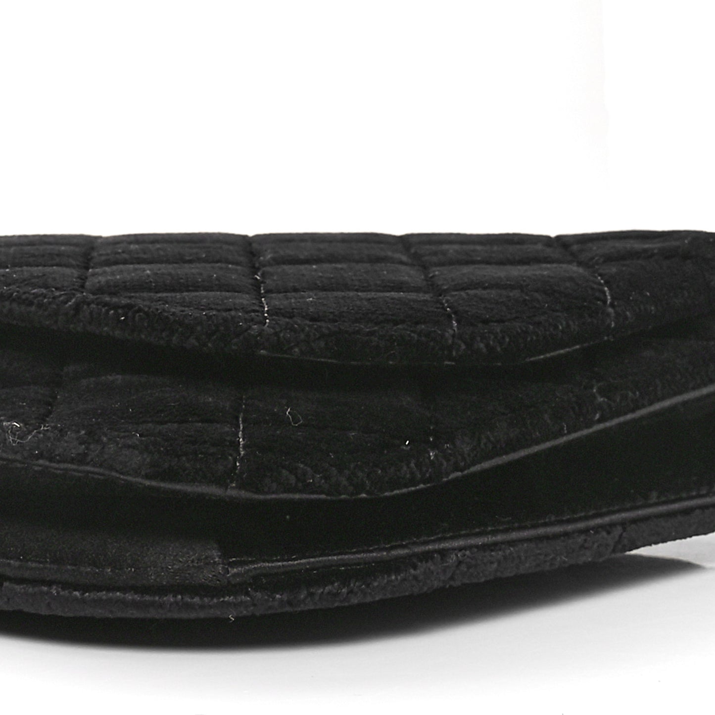Velvet Quilted CC Pearl Clutch Black