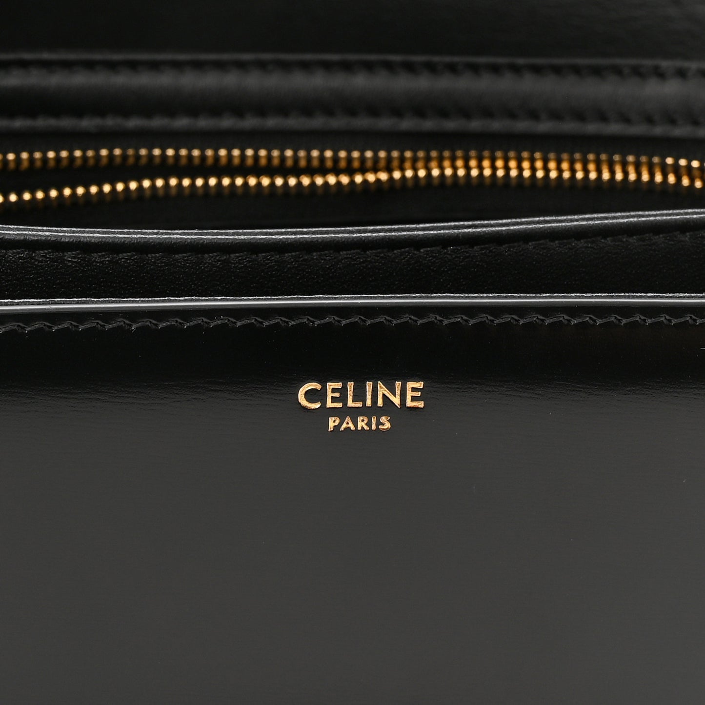 Shiny Calfskin Medium Triomphe Black