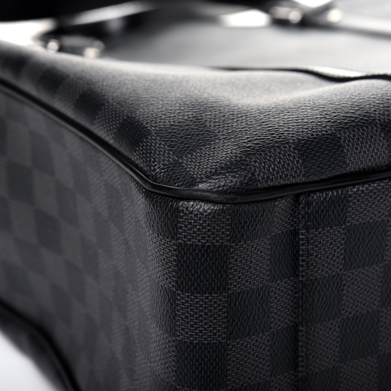 Louis Vuitton Damier Graphite Tadao 15 of 20