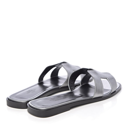 Hermes Metallic Epsom Oran Sandals 38 Argent 4 of 9
