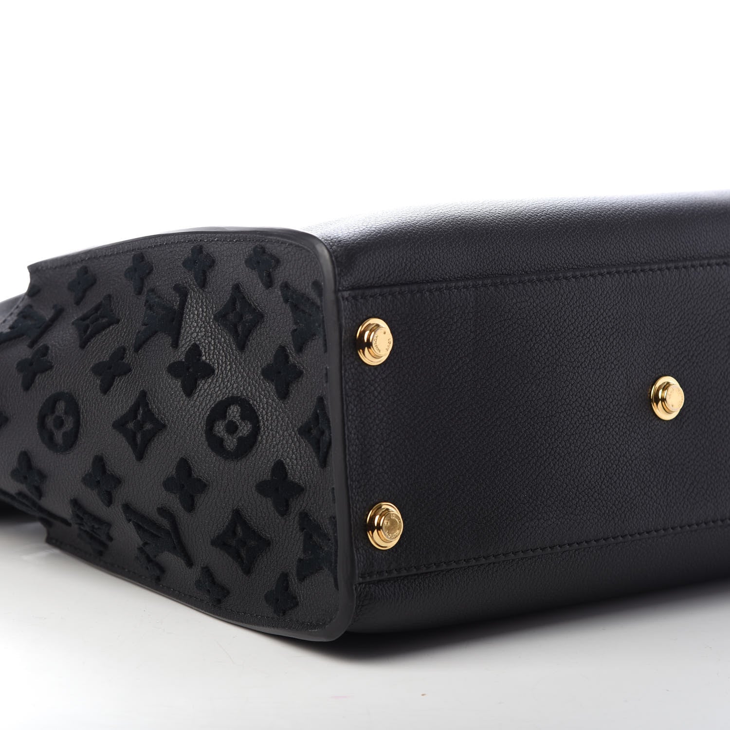 Louis Vuitton Calfskin Monogram Tufting On My Side Black 7 of 8