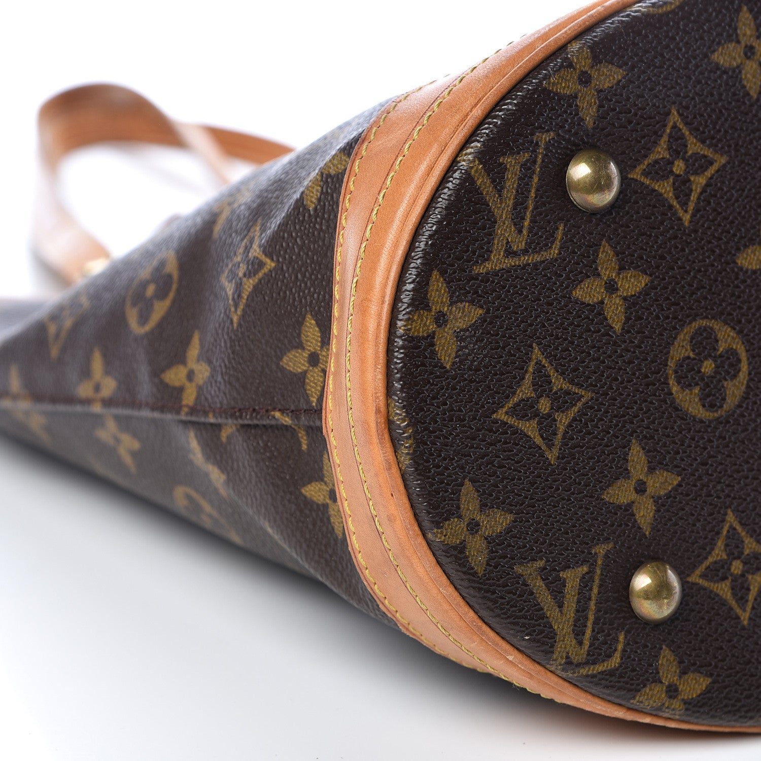 Louis Vuitton Monogram Petit Bucket 23 9 of 26