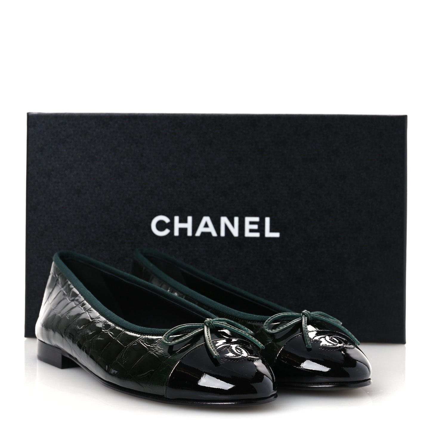 Crocodile Embossed Patent Calfskin Ballet Flats 38.5 Dark Green Black