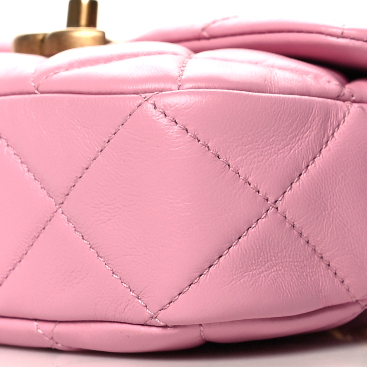 Lambskin Quilted Mini Lacquered Chain Flap Pink