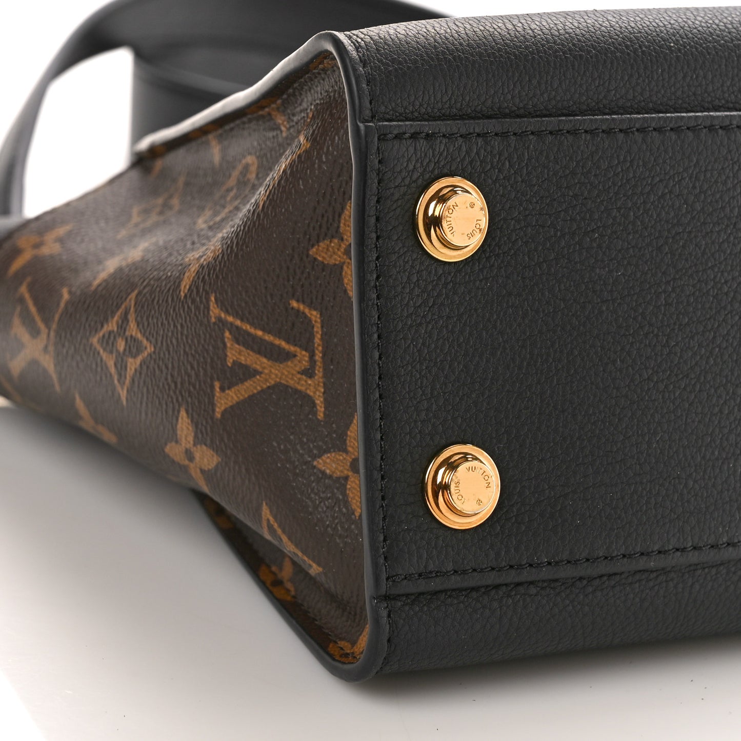 Calfskin Monogram On My Side PM Black