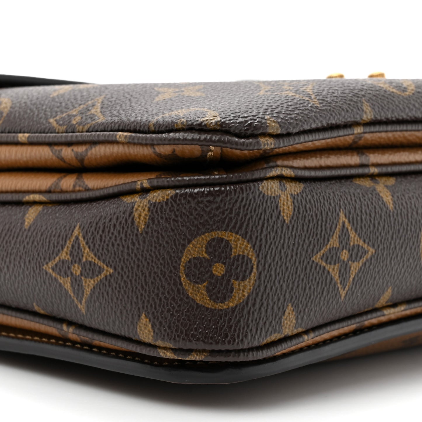 Reverse Monogram Pochette Metis