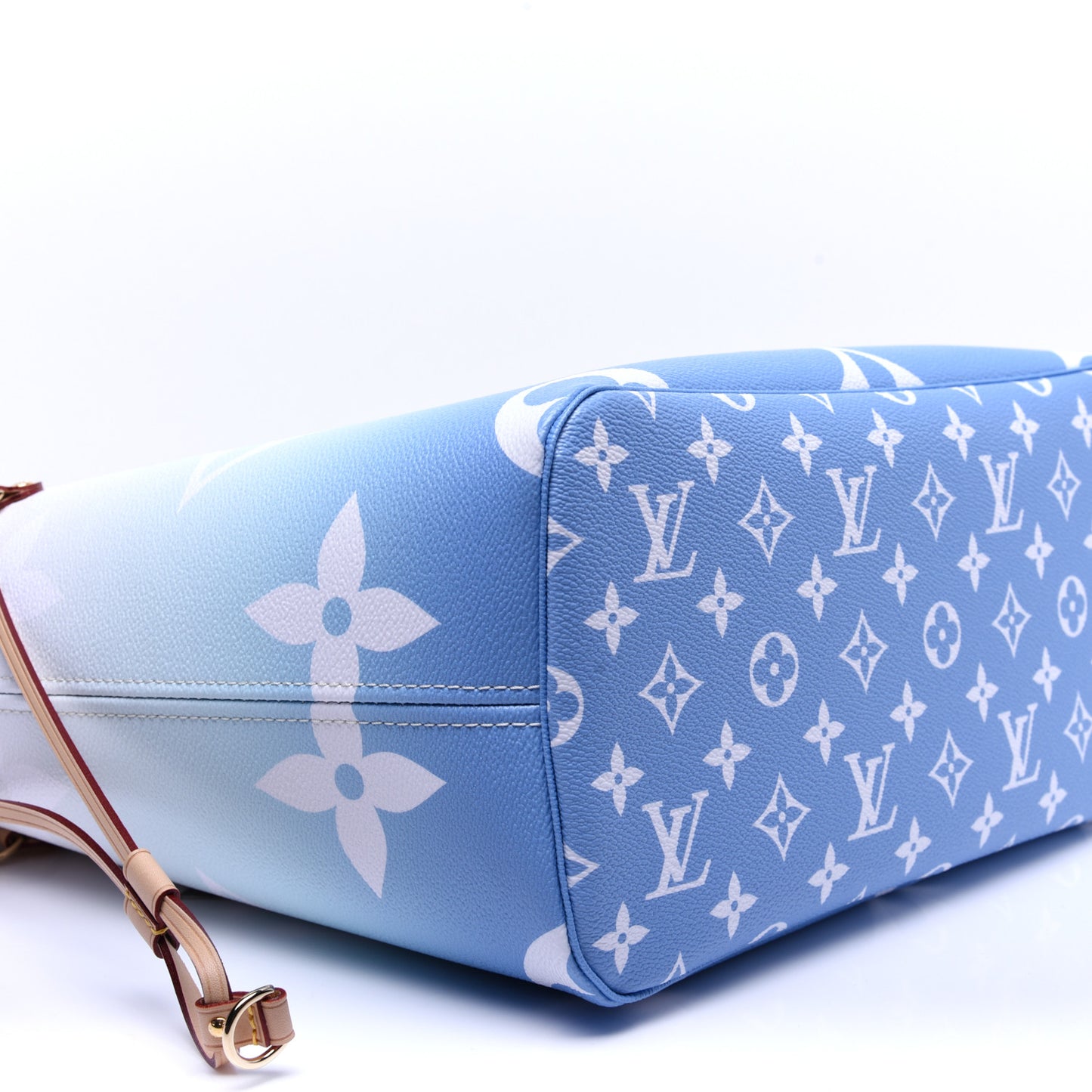 Monogram Giant By The Pool Neverfull MM Blue
