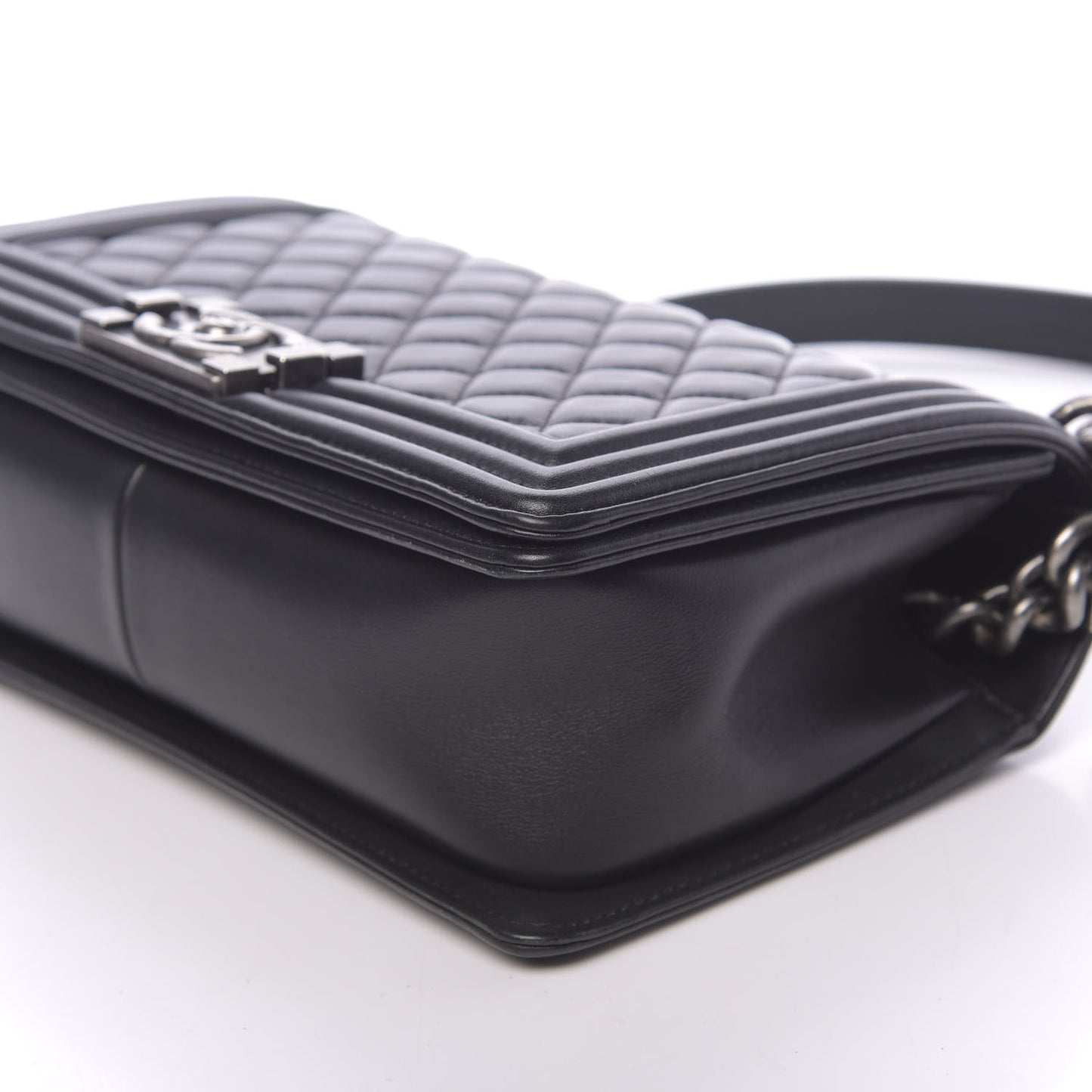 Calfskin Quilted Medium Boy Flap Black