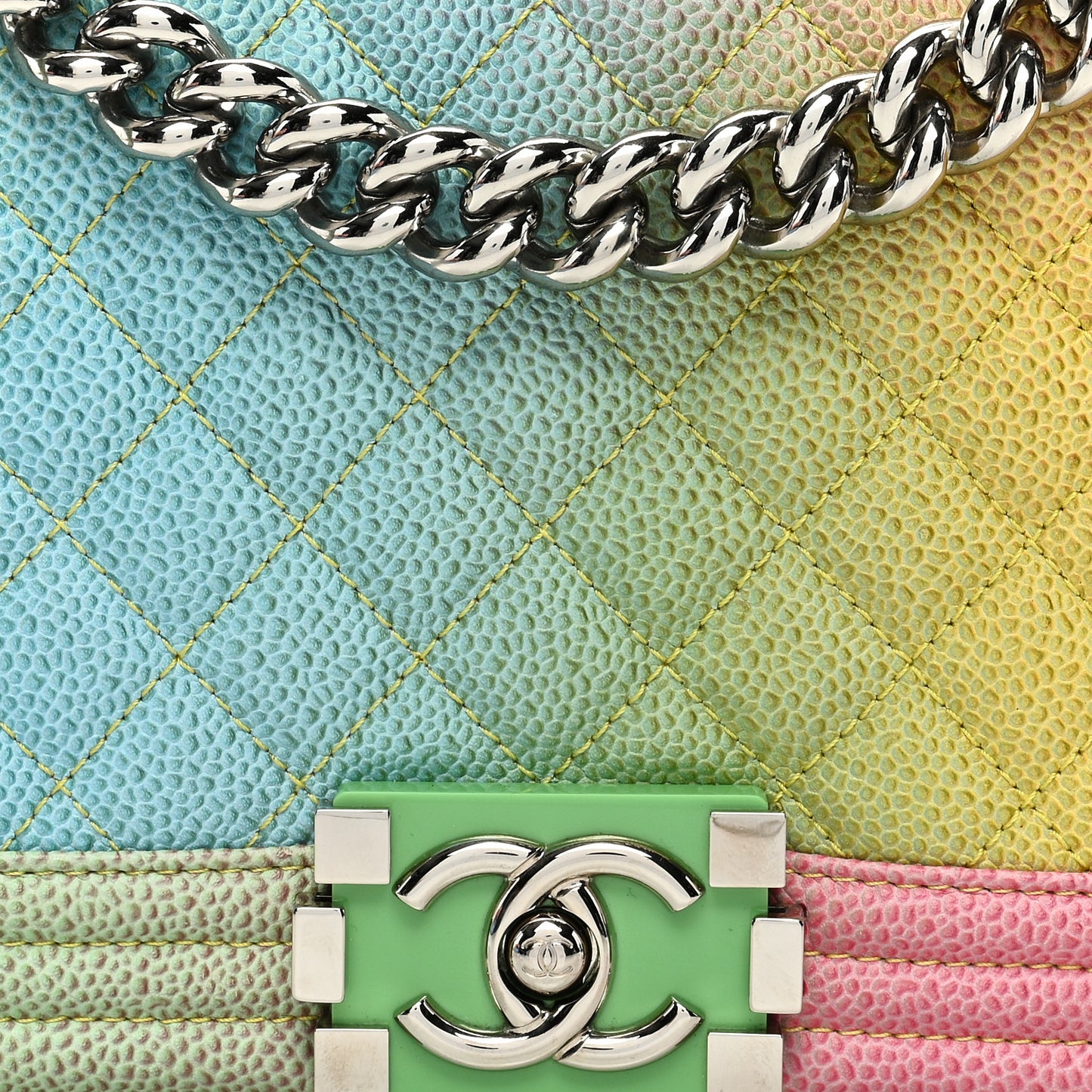 Caviar Quilted Medium Cuba Rainbow Boy Flap Multicolor