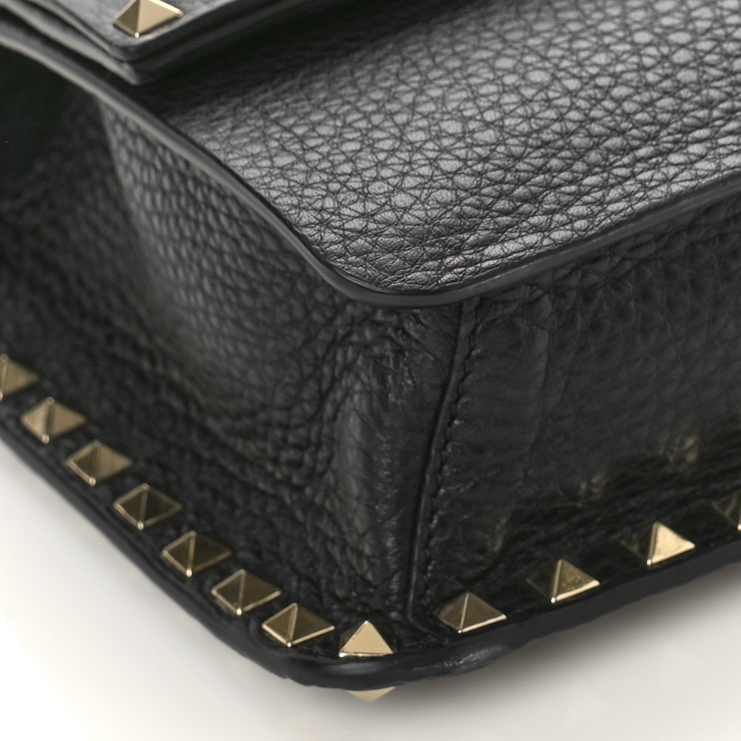 Valentino Garavani Pebbled Calfskin Rockstud Side Slip Crossbody Black 7 of 8