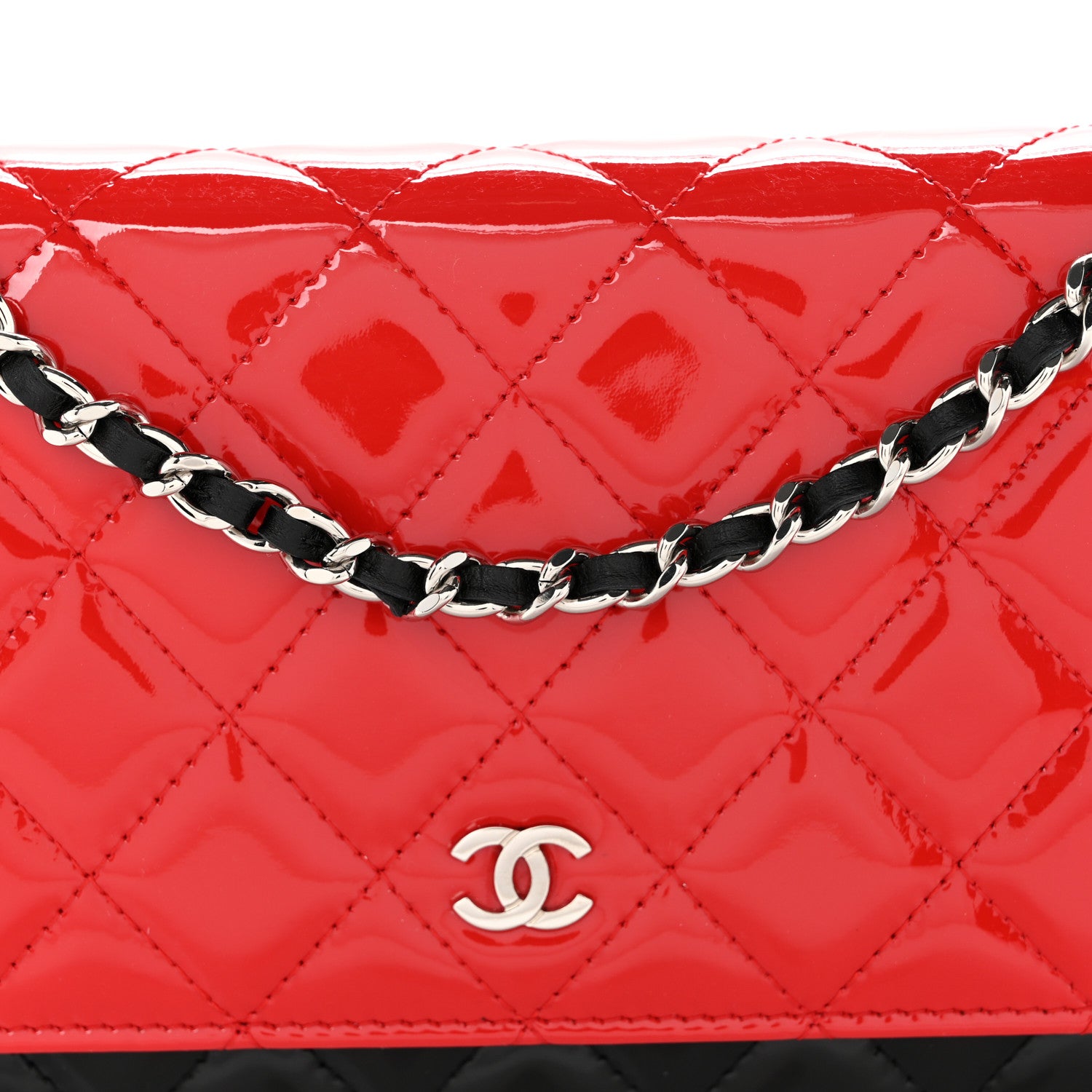 Chanel Patent Quilted Bi-Color Wallet On Chain WOC Red Black 9 of 12