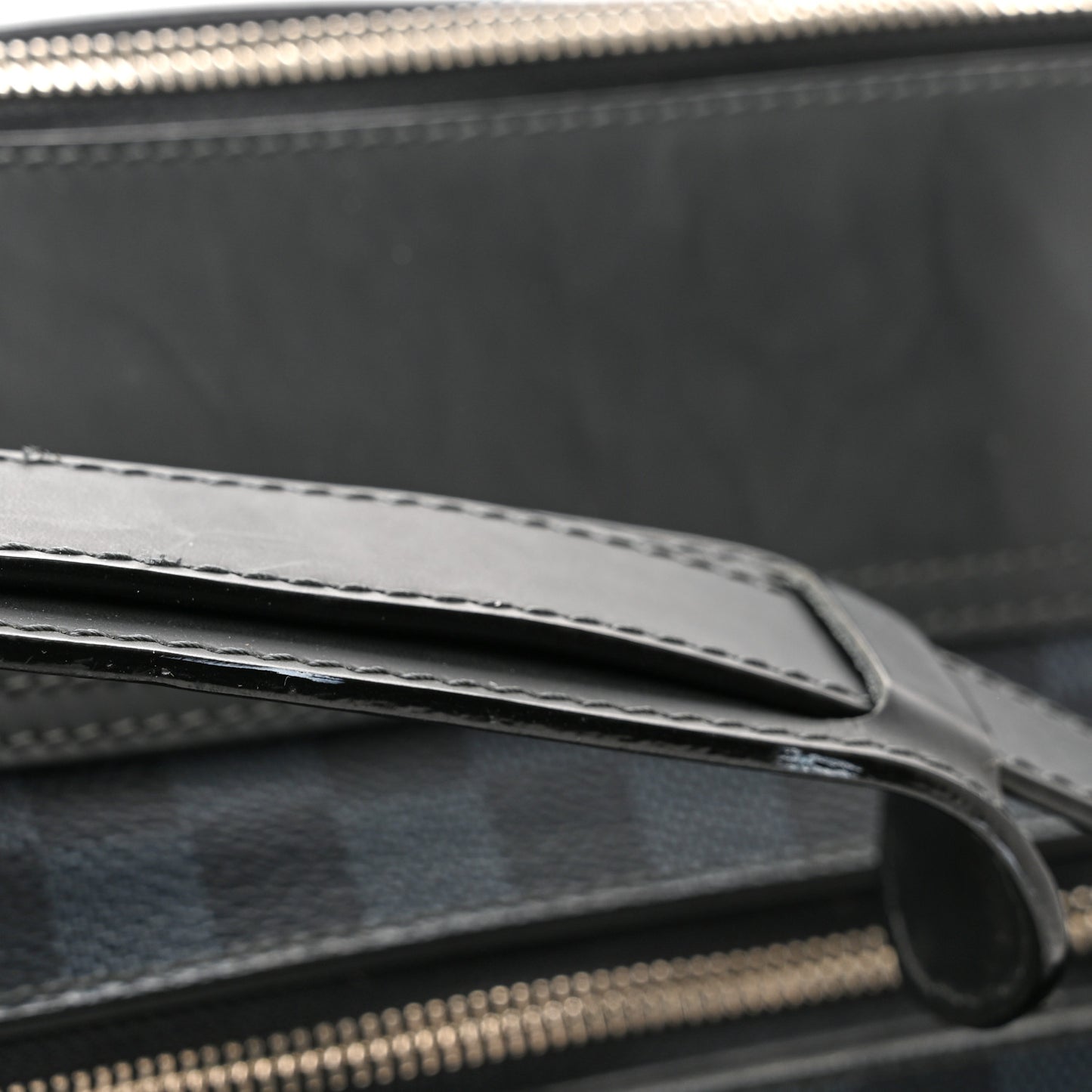 Damier Cobalt Greenwich Messenger