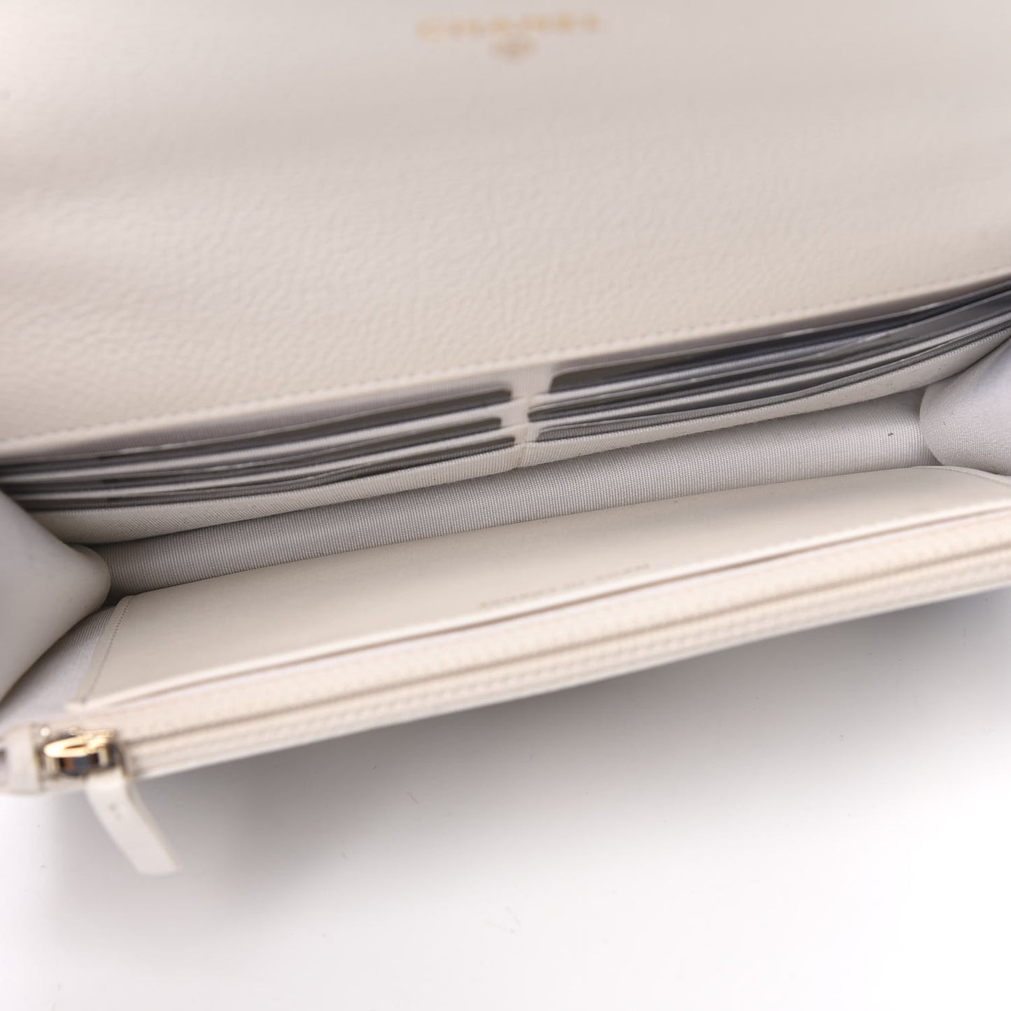 Calfskin Crochet 19 Wallet On Chain WOC White Black