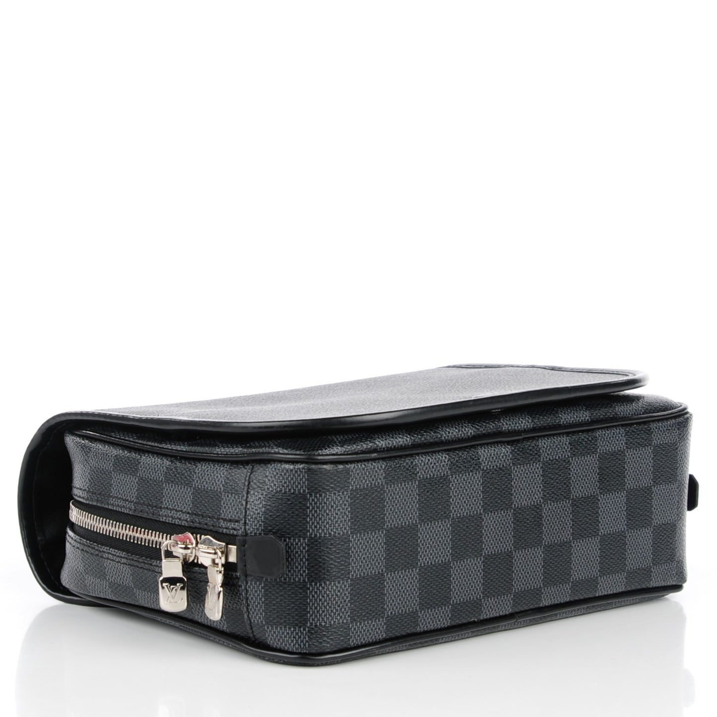 Damier Graphite Hanging Toiletry Kit