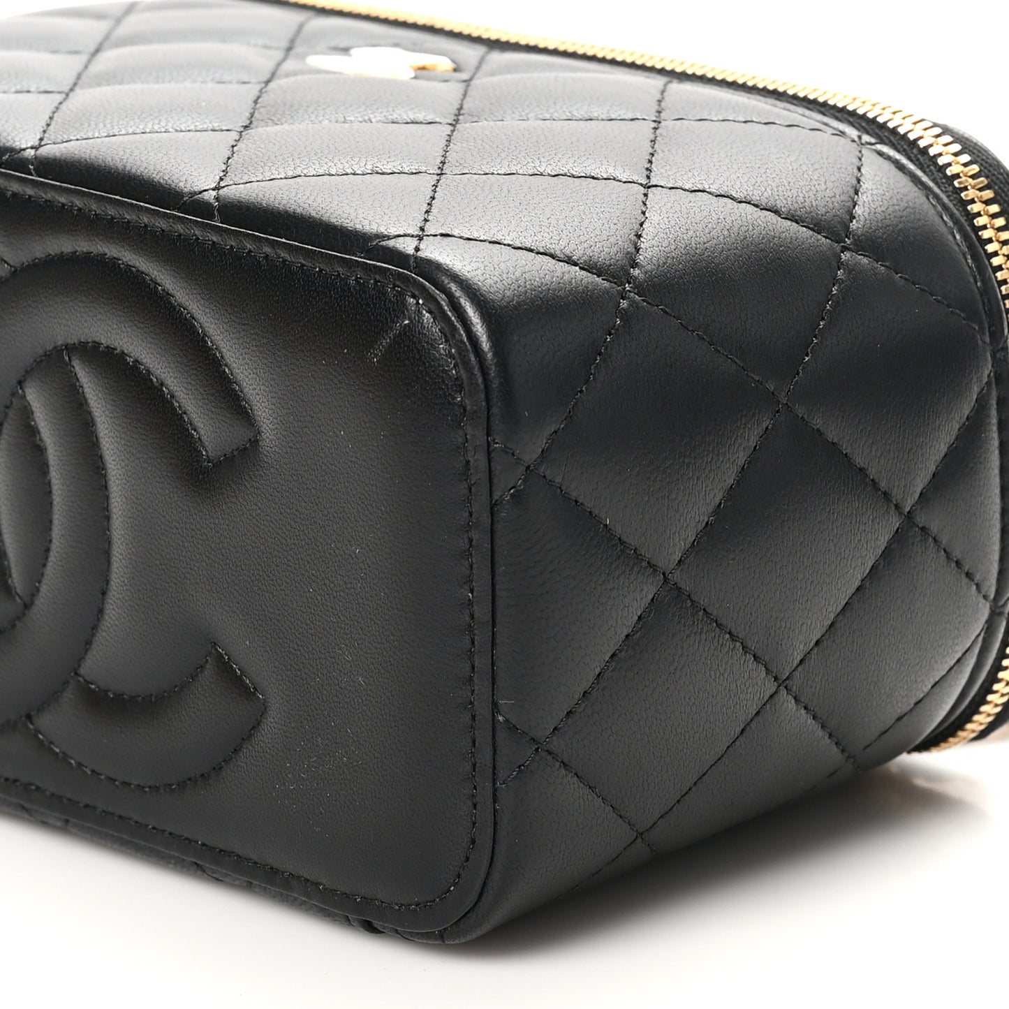 Lambskin Enamel Quilted Small Coco Hearts Vanity Case With Chain Black