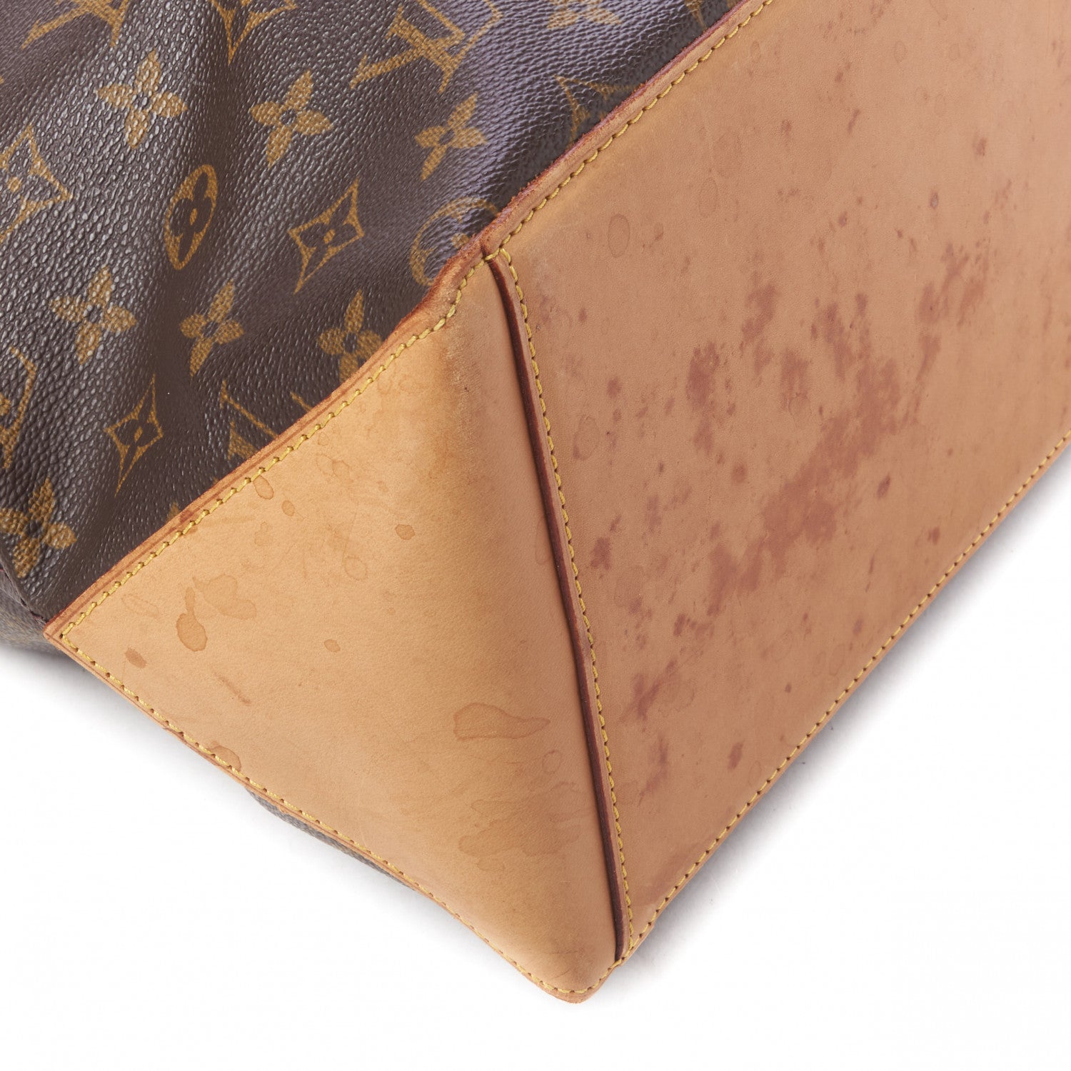 Louis Vuitton Monogram Cabas Mezzo 6 of 8