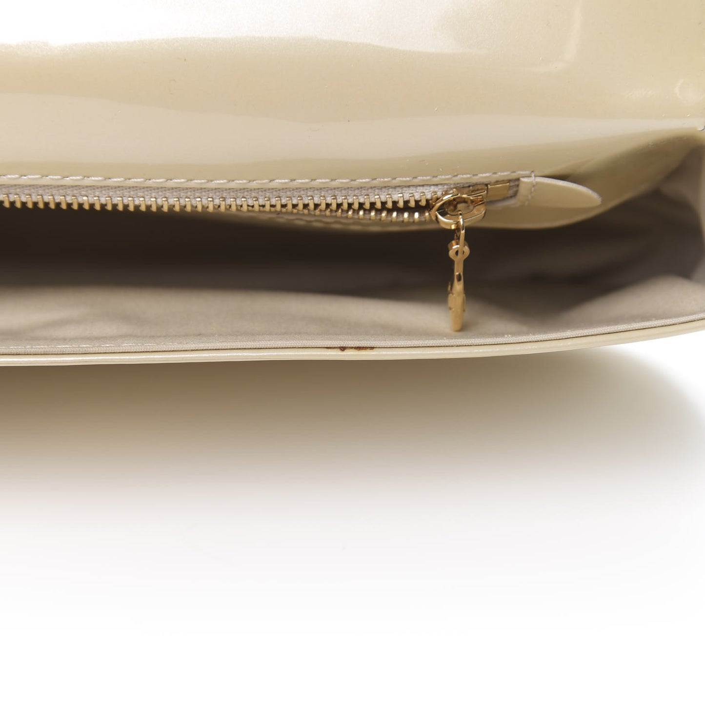 Patent Sobe Clutch Creme