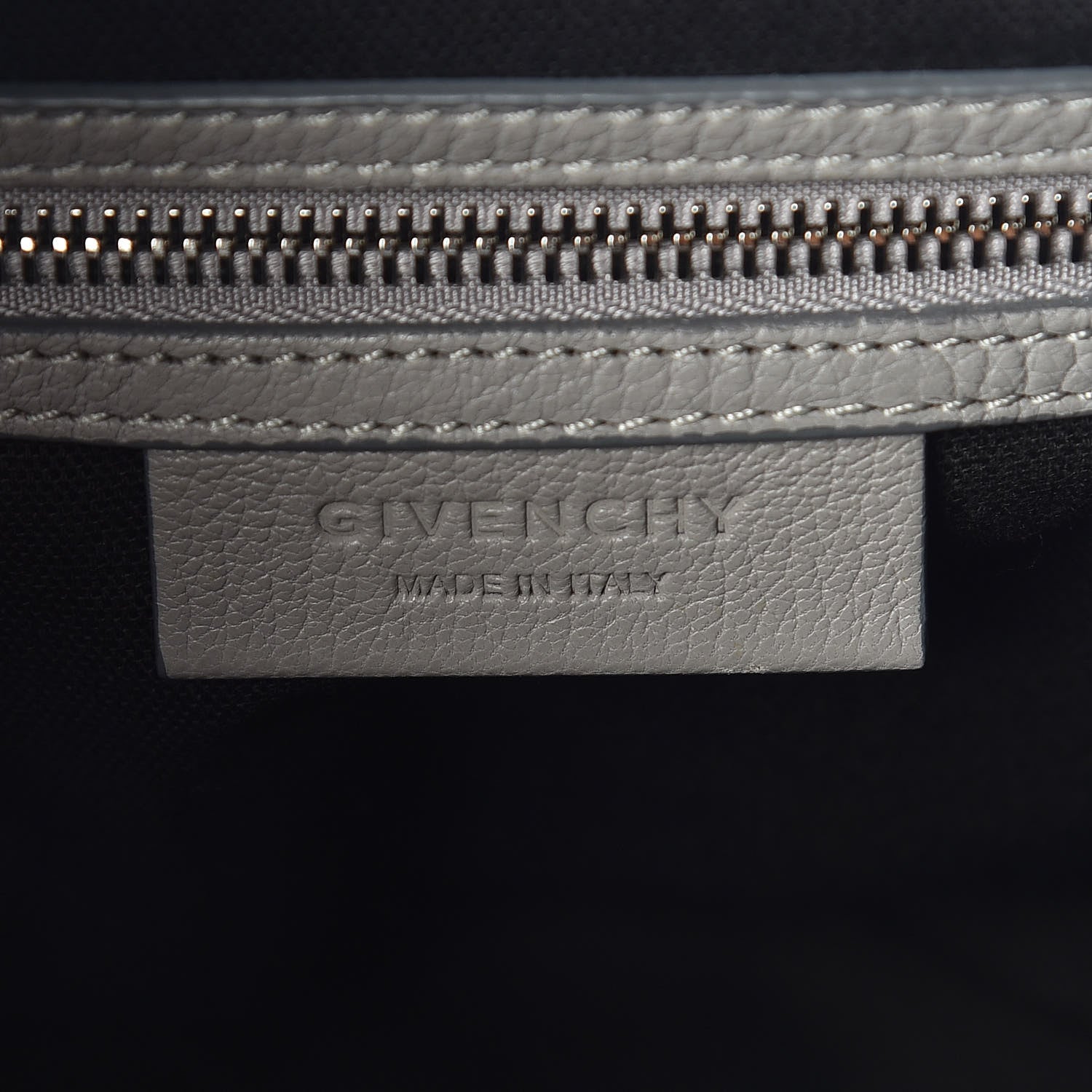 Givenchy Sugar Goatskin Small Antigona Pearl Grey 7 of 8