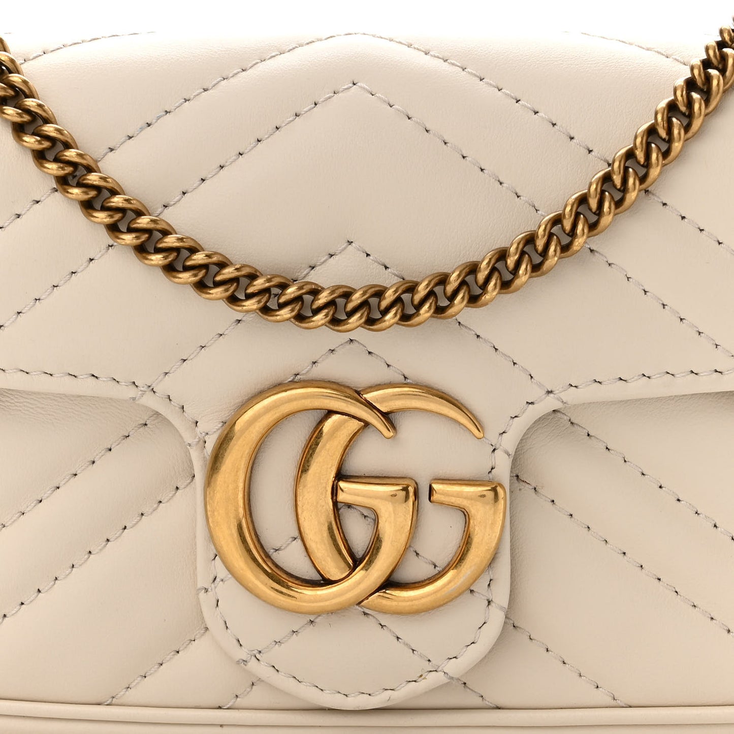 Calfskin Matelasse Super Mini GG Marmont Shoulder Bag White