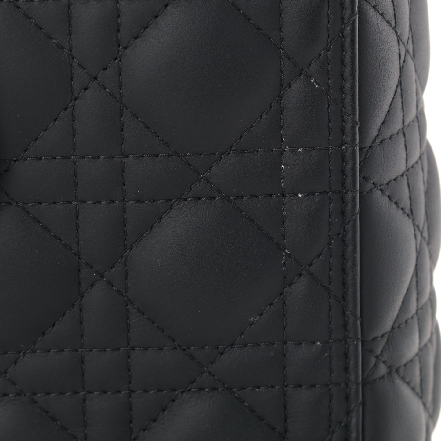 Ultra Matte Calfskin Cannage Large Lady Dior Black