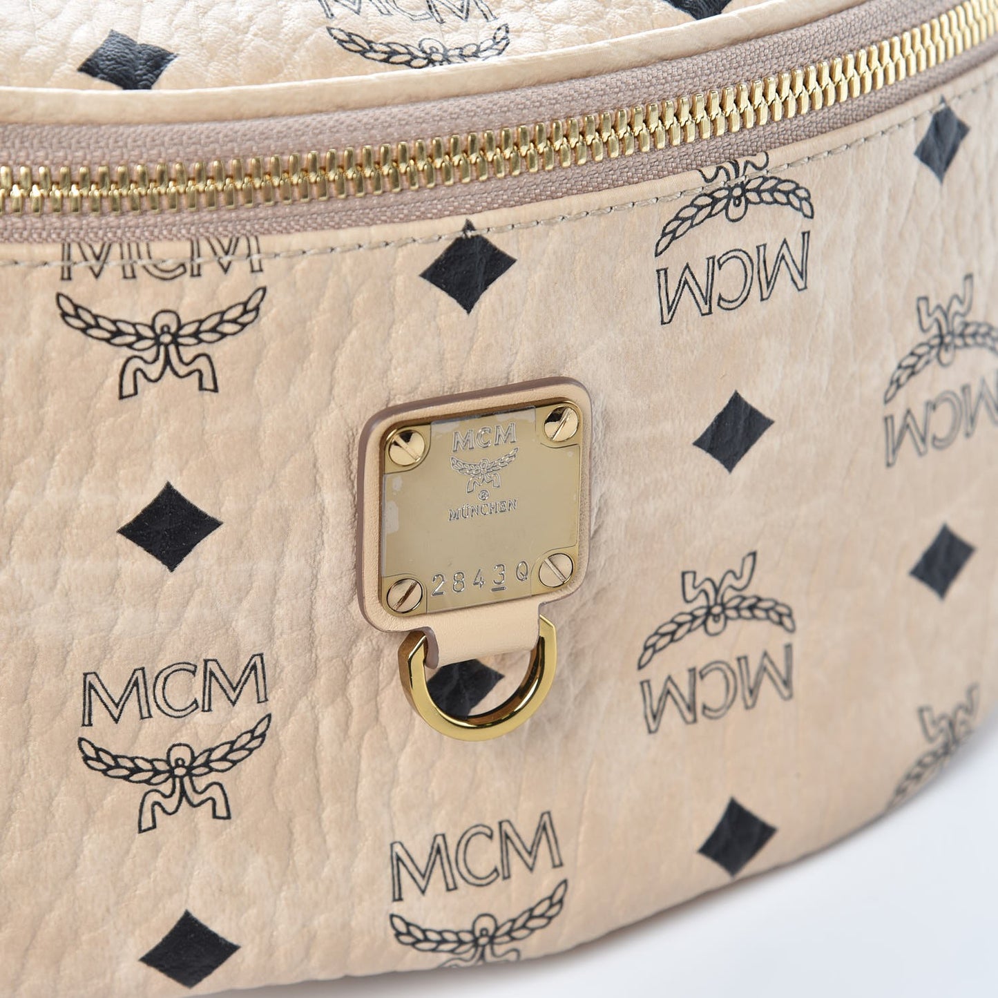 Visetos Stark Belt Bag Beige