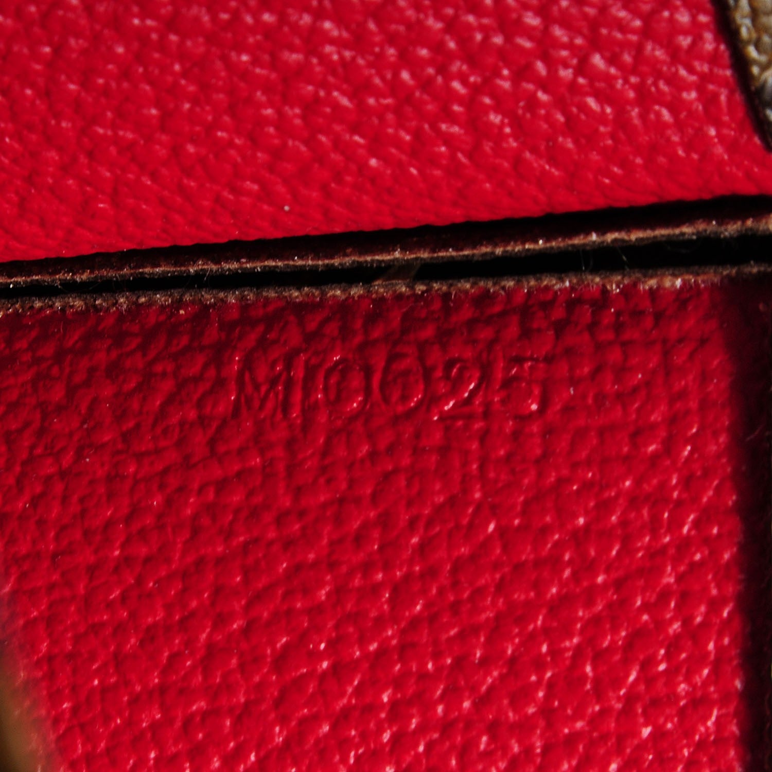 Louis Vuitton Epi Sarah Wallet Rouge 6 of 8