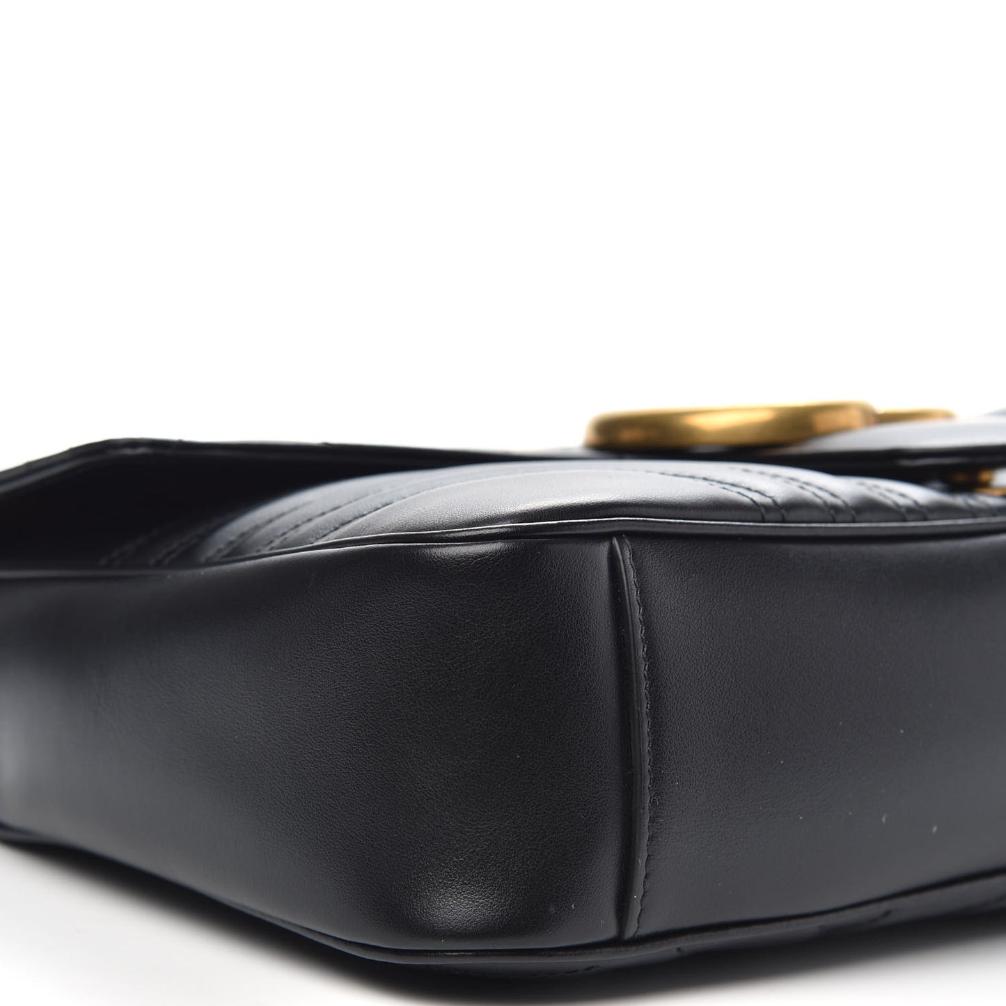 Calfskin Matelasse Medium GG Marmont Shoulder Bag Black