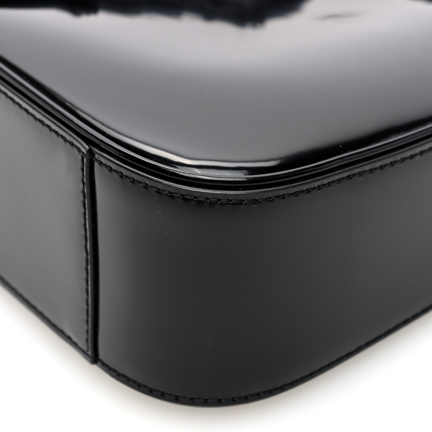 Patent Le 5 A 7 Monochrome Hobo Black