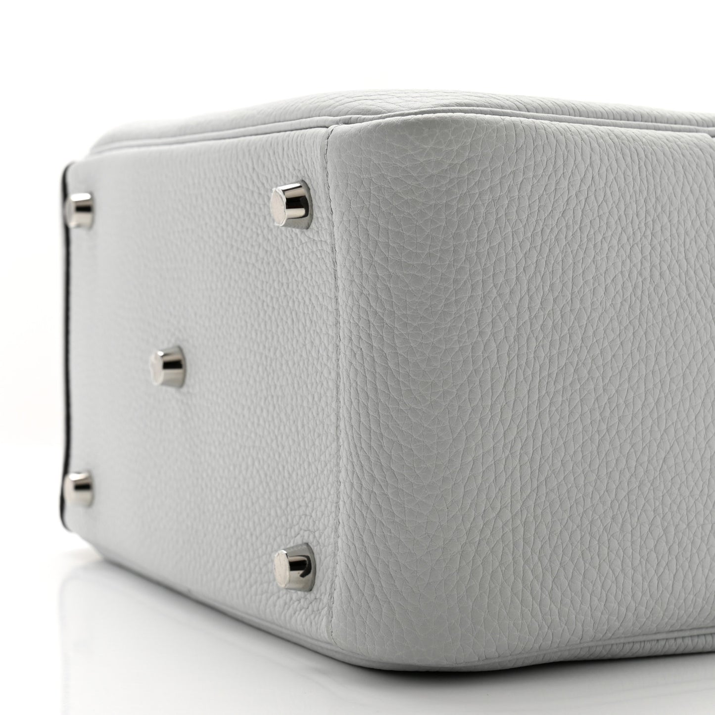 Taurillon Clemence Lindy 26 Bleu Pale