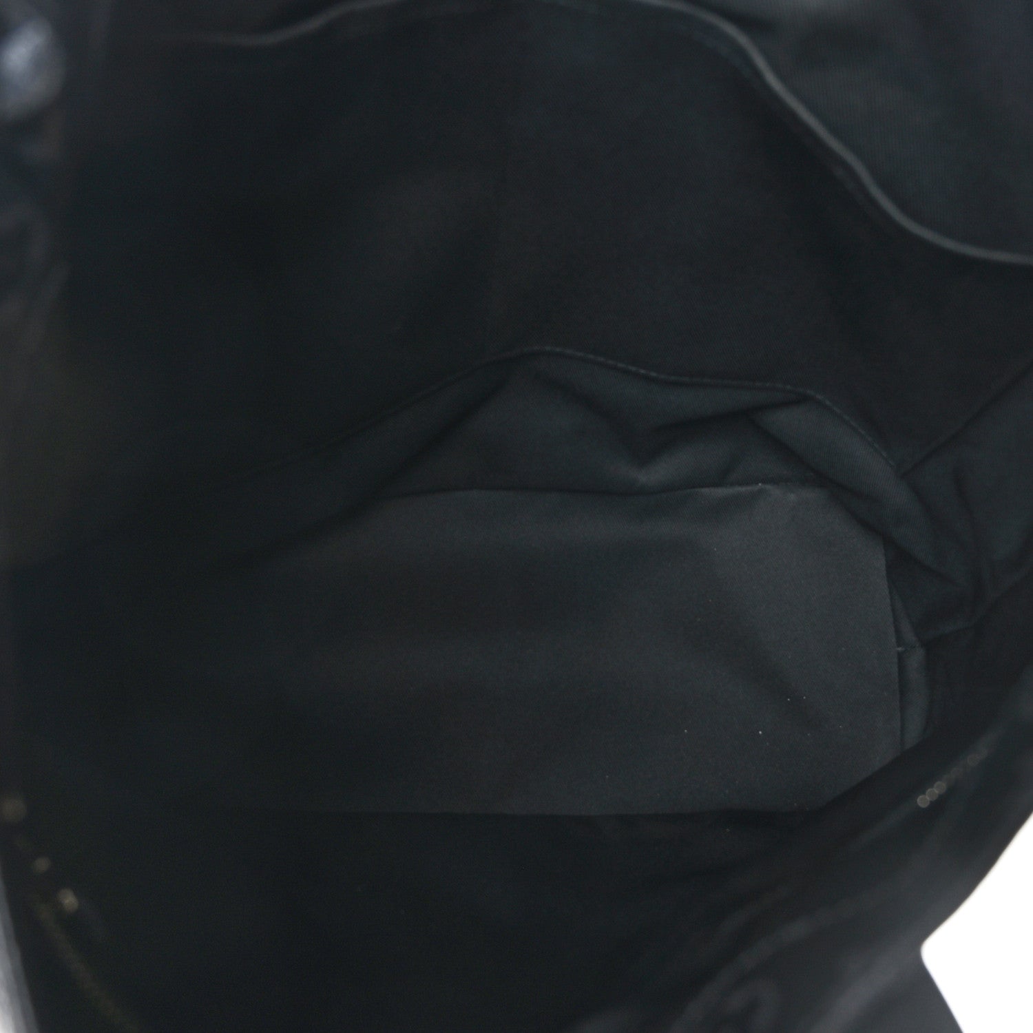 Louis Vuitton Taiga Monogram Eclipse Outdoor Tote Black 5 of 8