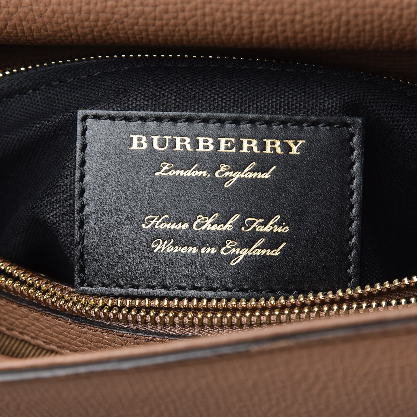 Derby Calfskin House Check Medium Camberley Dark Sand