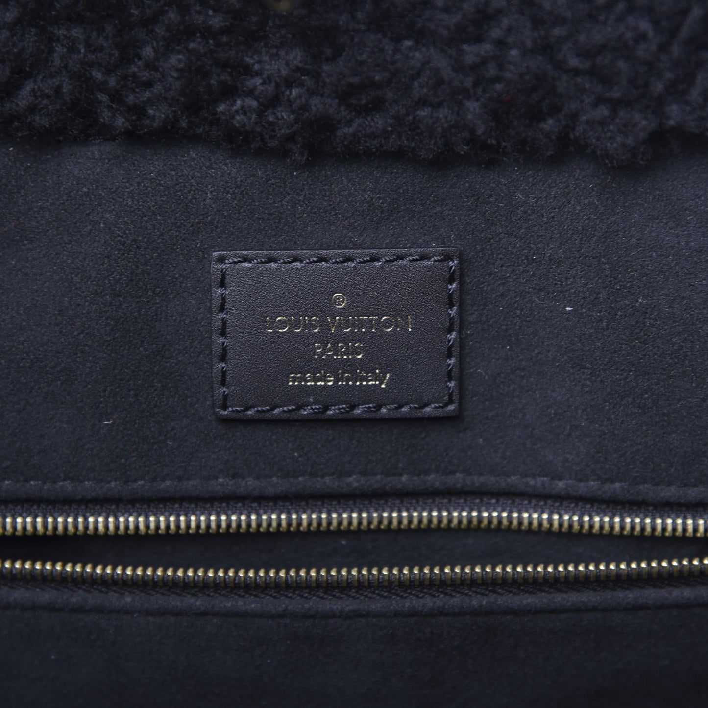 Shearling Monogram Giant Teddy Onthego GM Black Red