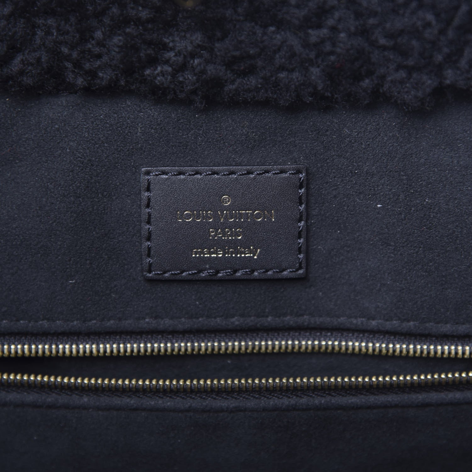 Louis Vuitton Shearling Monogram Giant Teddy Onthego GM Black Red 5 of 8