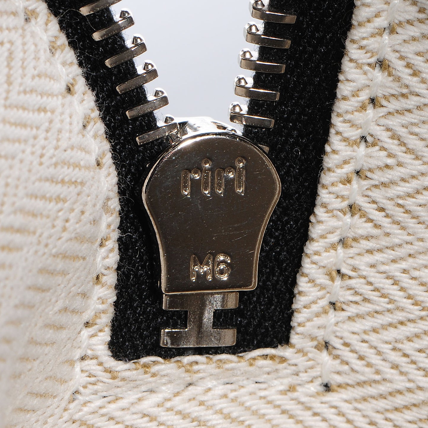 Taurillon Clemence Victoria II 35 Black