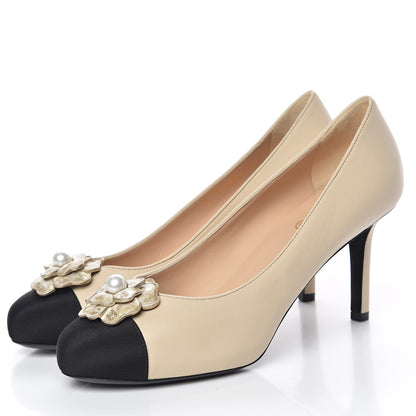 Chanel Calfskin Enamel Pearl Grosgrain Cap Toe Camellia Pumps 38.5 Black Beige 3 of 9