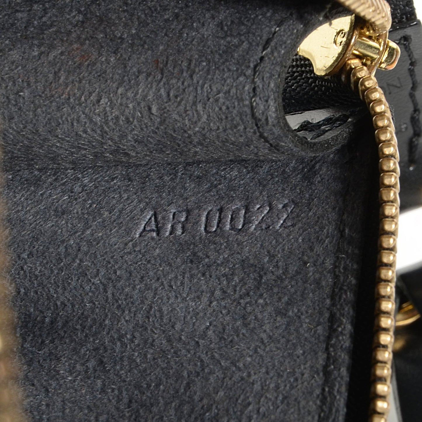 Epi Pochette Accessories 24 Black
