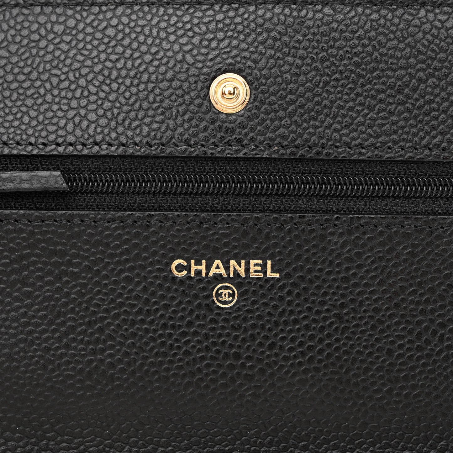 Caviar Quilted Wallet on Chain WOC Black