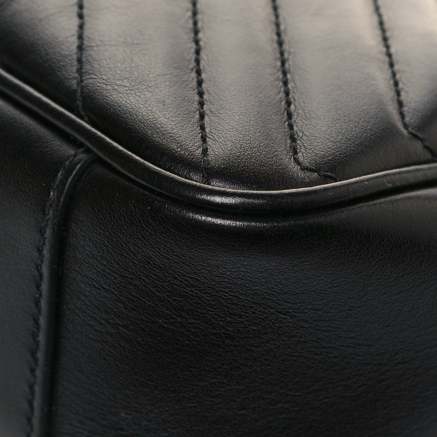 Calfskin Matelasse Small GG Marmont Shoulder Bag Black