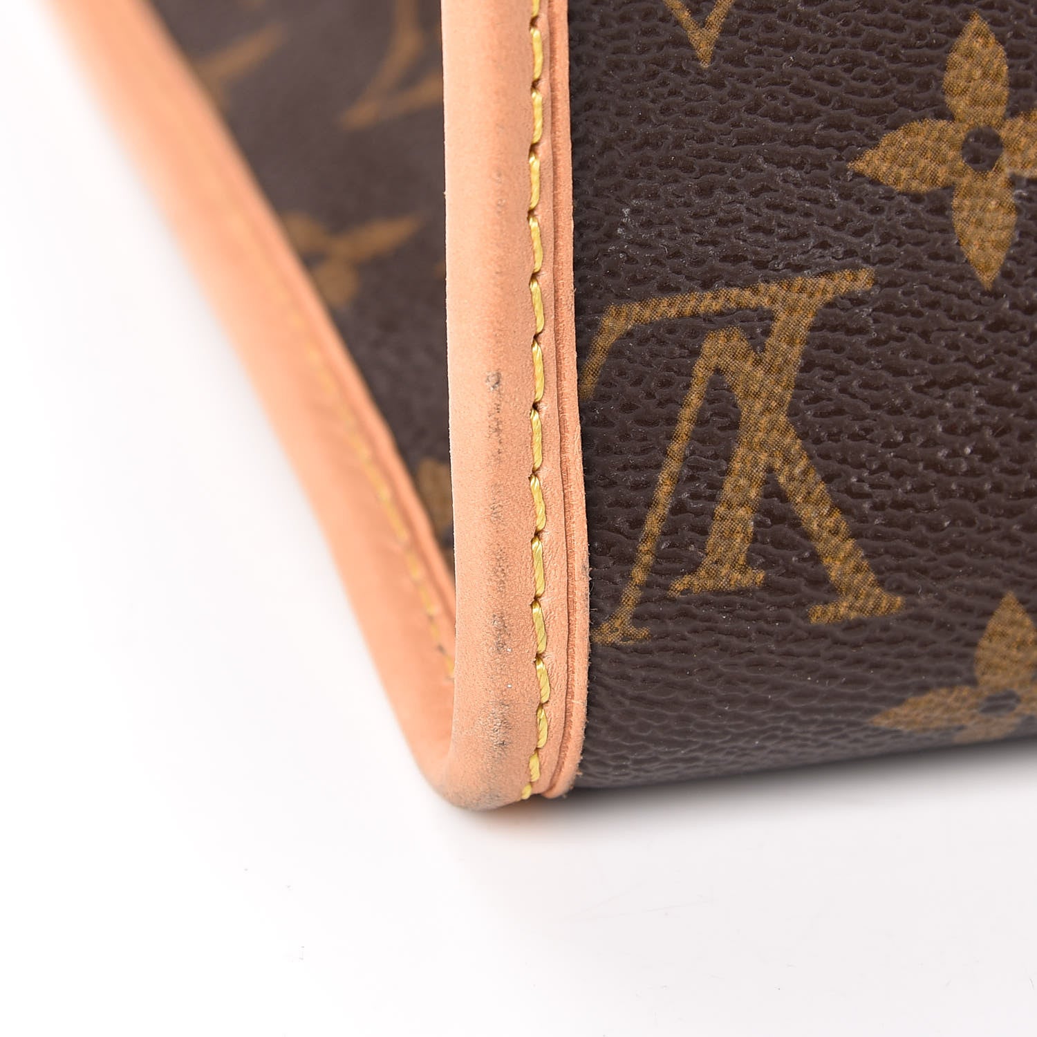 Louis Vuitton Monogram Popincourt Haut 17 of 25